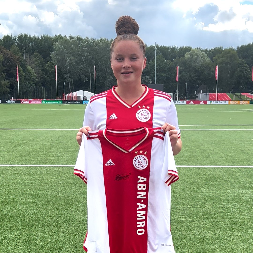 Rationalisatie Zelden Jachtluipaard Ajax Vrouwen 10 jaar, gefeliciteerd - ABN AMRO