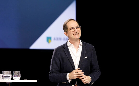 Waarom dit het decennium van de feniks is en hoe jouw bedrijf er een wordt
